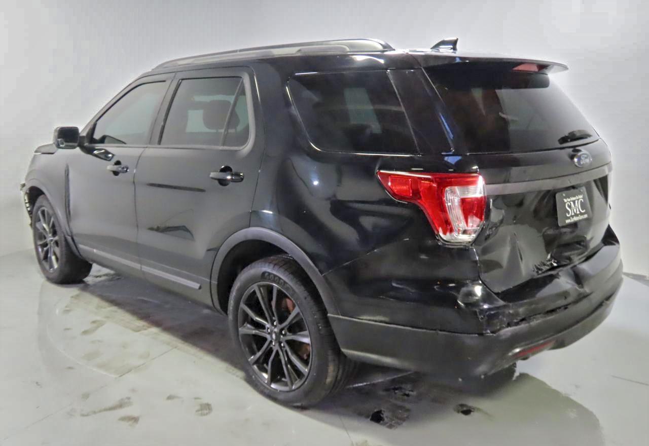 2017 Ford Explorer Xlt - Image 4