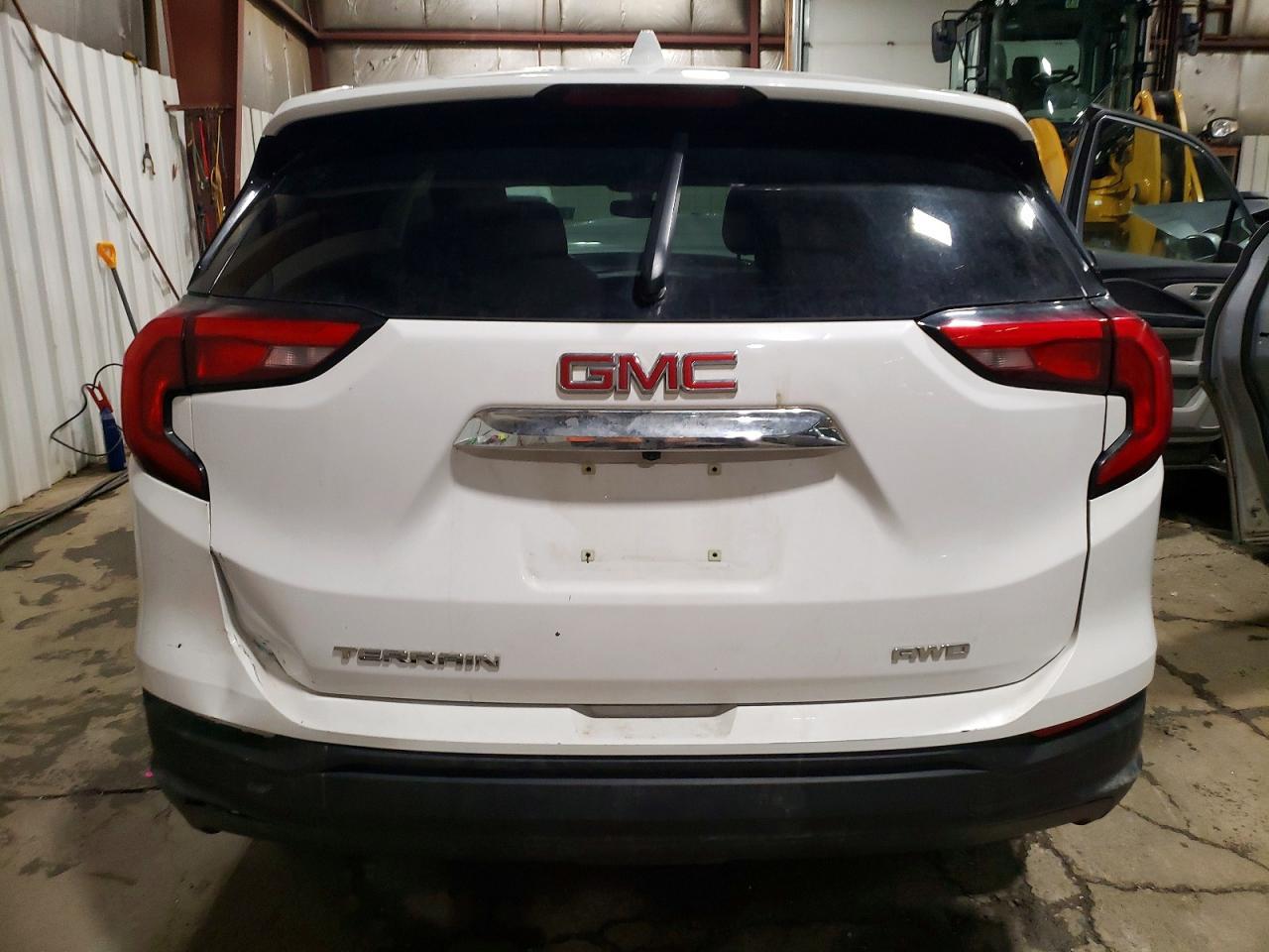 2018 GMC Terrain Sle - Image 6