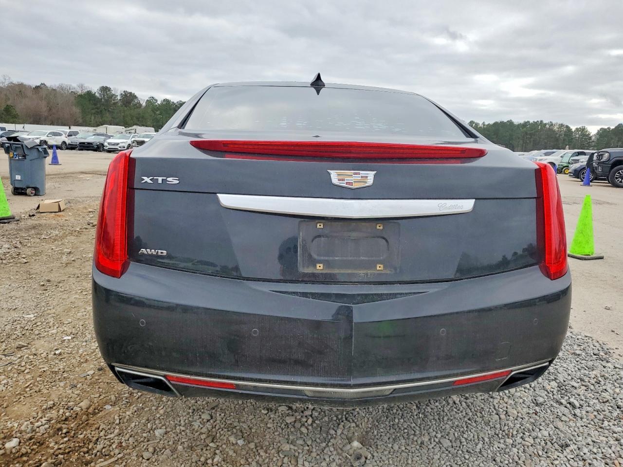 2017 Cadillac Xts Luxury - Image 6