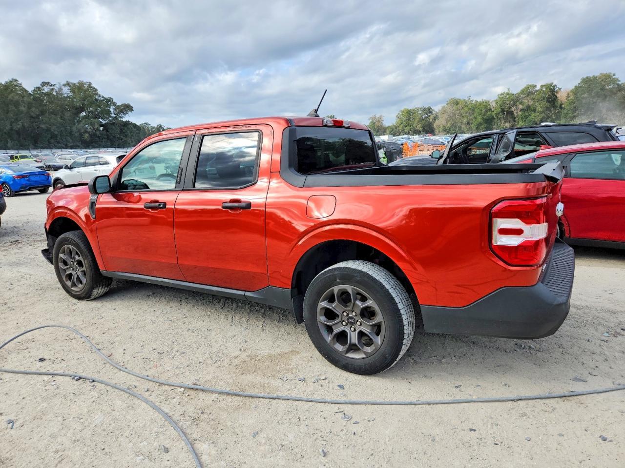 2022 Ford Maverick Xl - Image 2