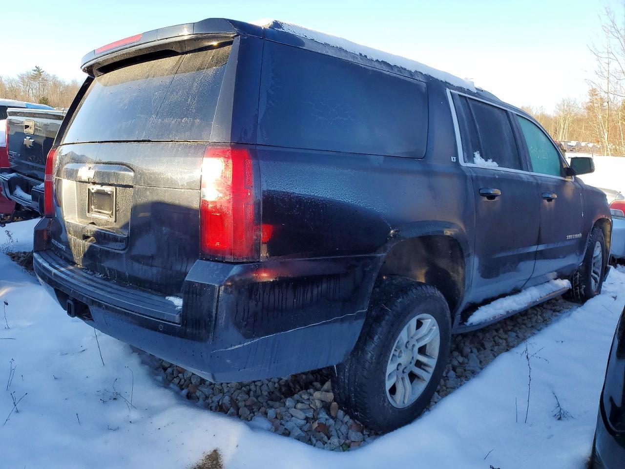 2015 Chevrolet Suburban K1500 Lt - Фото 3