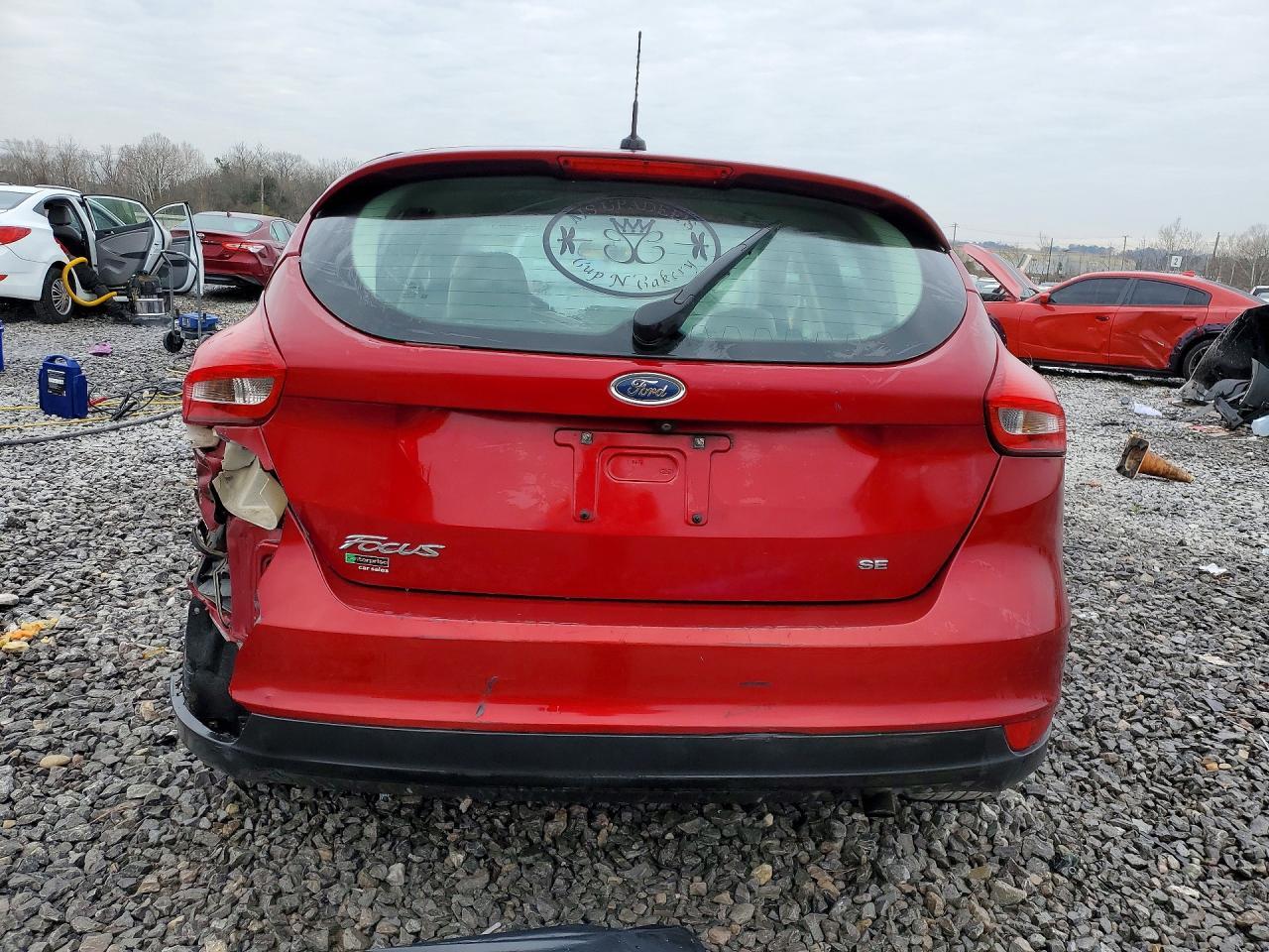 2017 Ford Focus Se - Фото 6