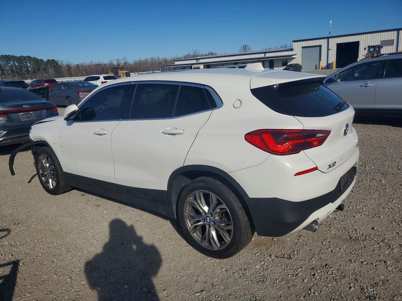 2020 BMW X2 xDrive28I - Image 2