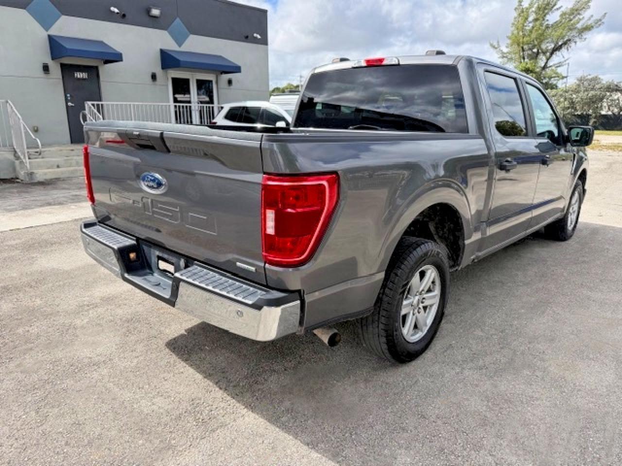 2023 Ford F150 Supercrew - Фото 3
