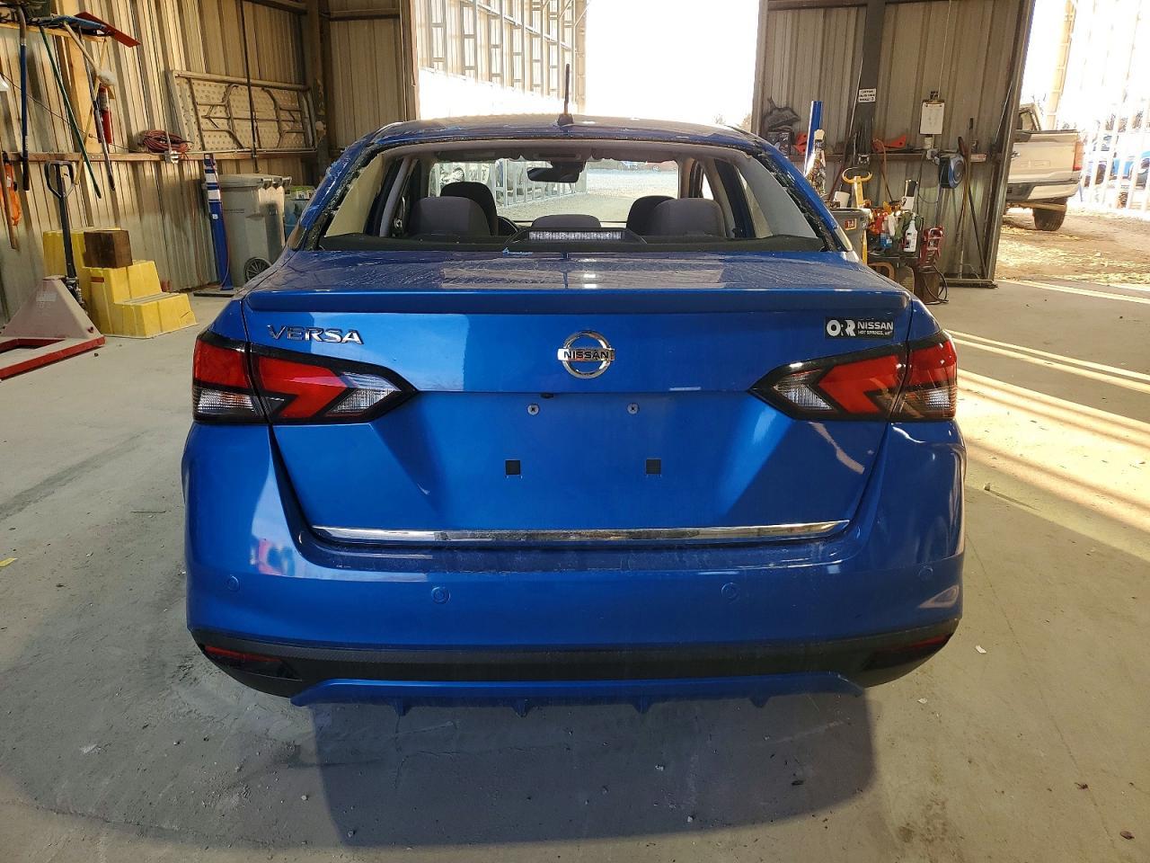 2022 Nissan Versa S - Фото 6