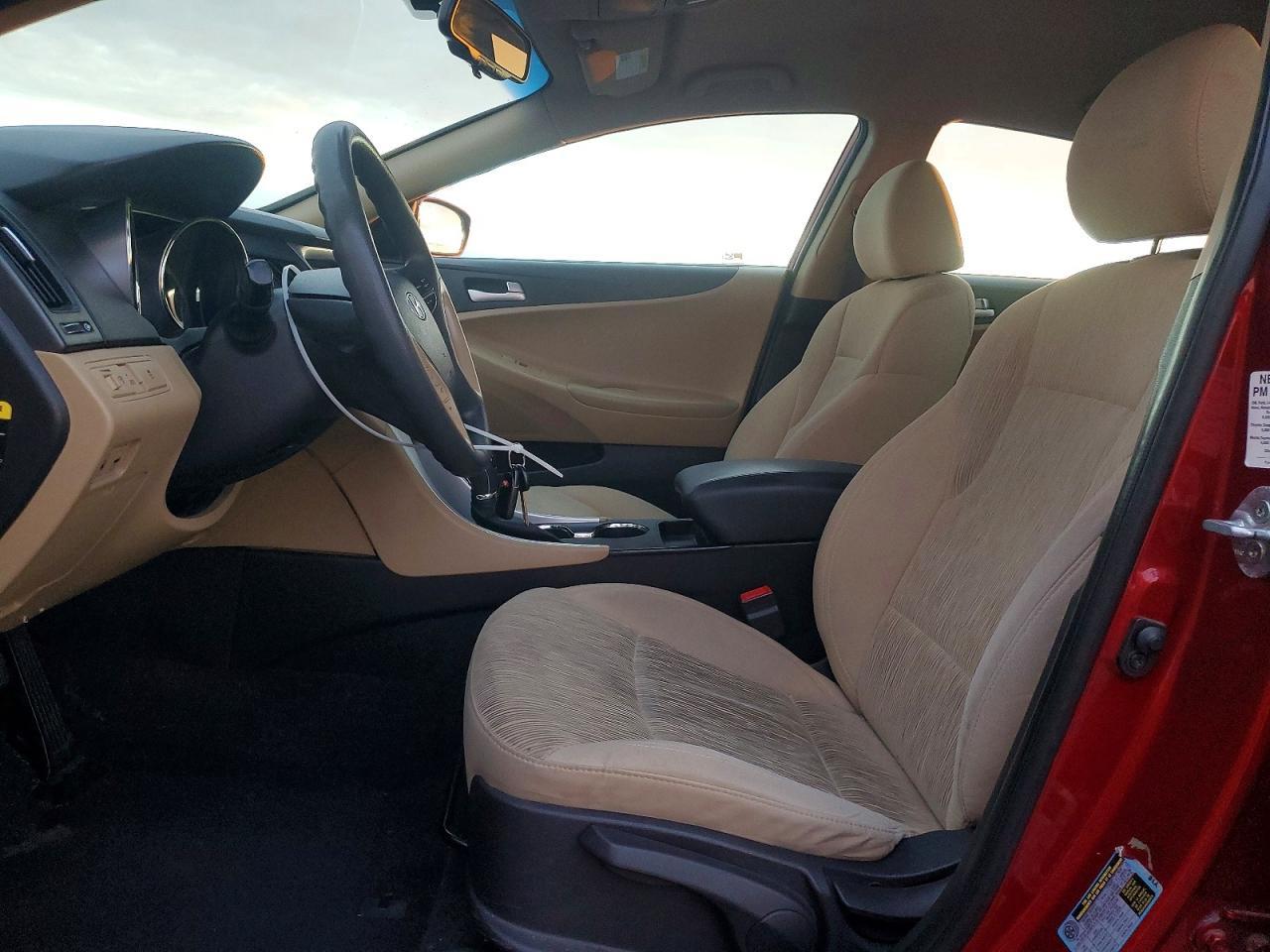 2012 Hyundai Sonata Gls - Image 7
