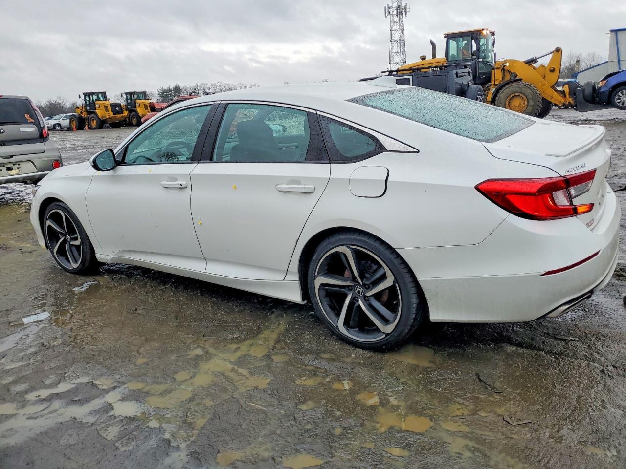 2018 Honda Accord Sport - Фото 2