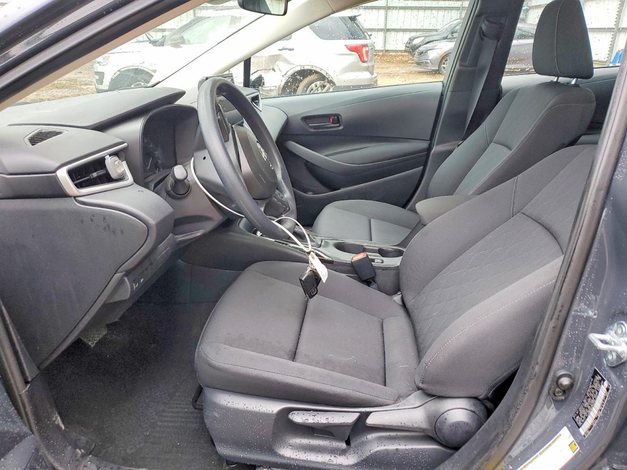 2025 Toyota Corolla Le - Фото 7