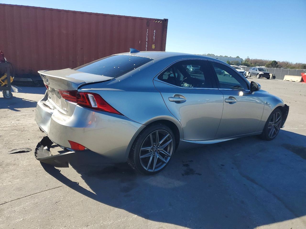 2016 Lexus Is 200T Base - Фото 3