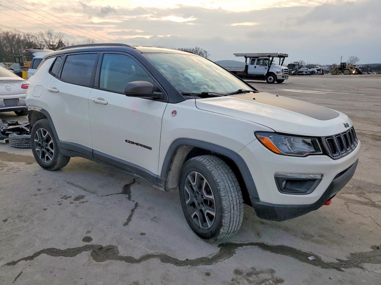 2019 Jeep Compass Trailhawk - Фото 4