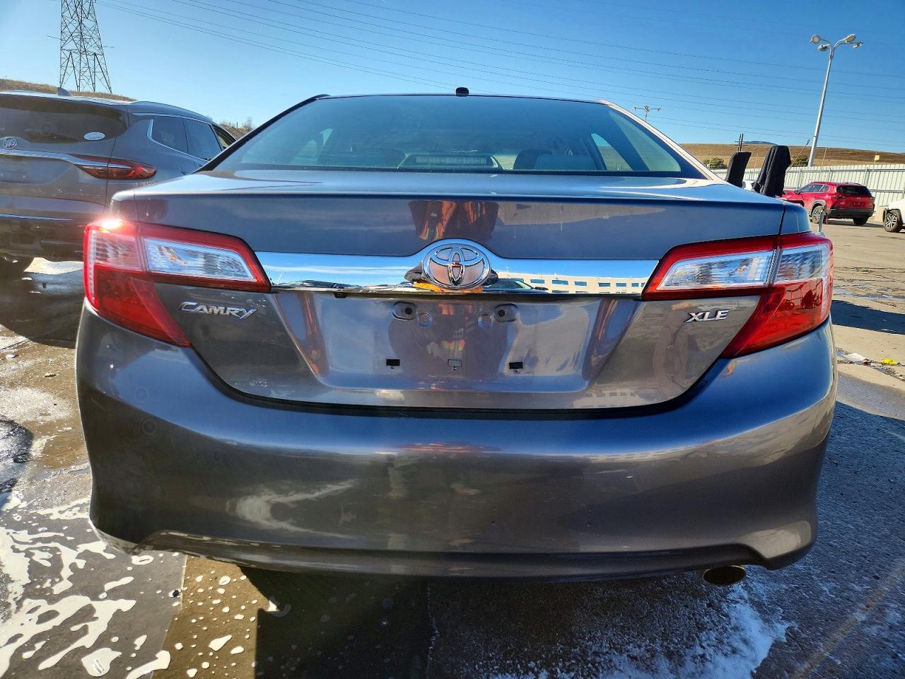 2014 Toyota Camry Xle - Image 6