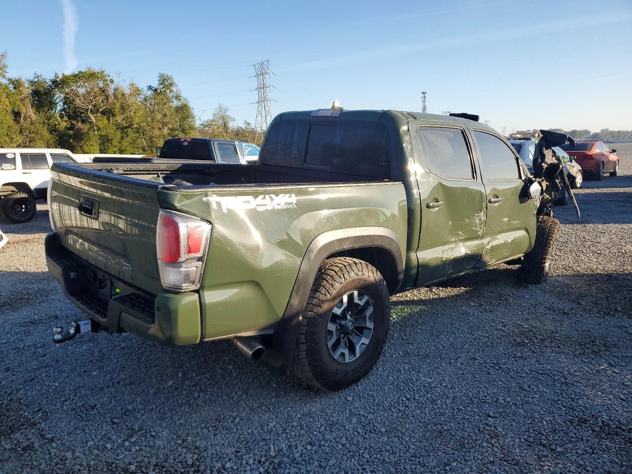 2021 Toyota Tacoma Double Cab - Image 3