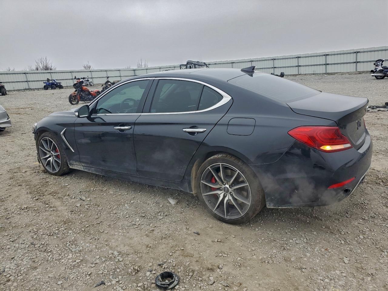 2019 Genesis G70 Prestige - Image 2