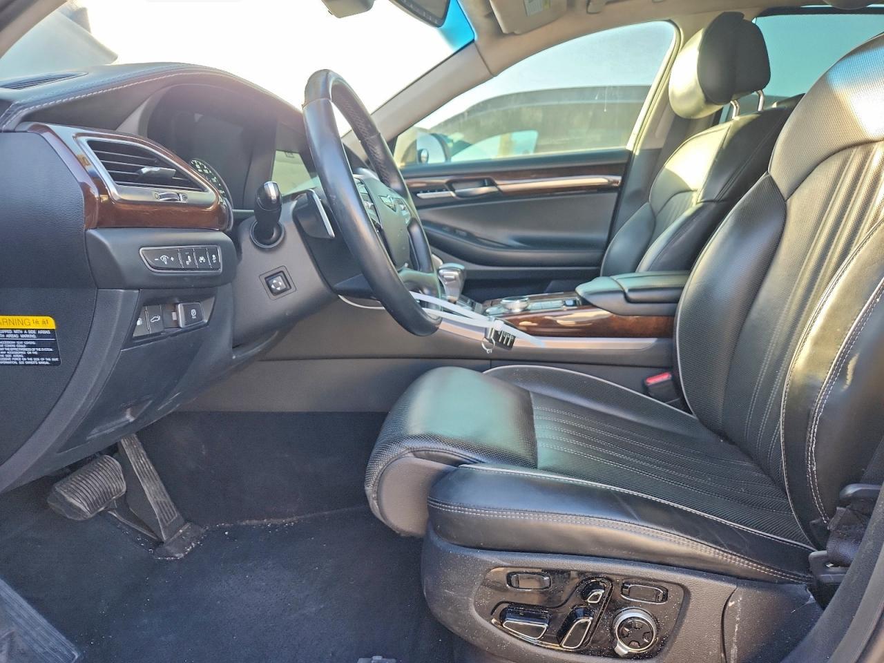 2018 Genesis G90 Ultimate - Фото 7