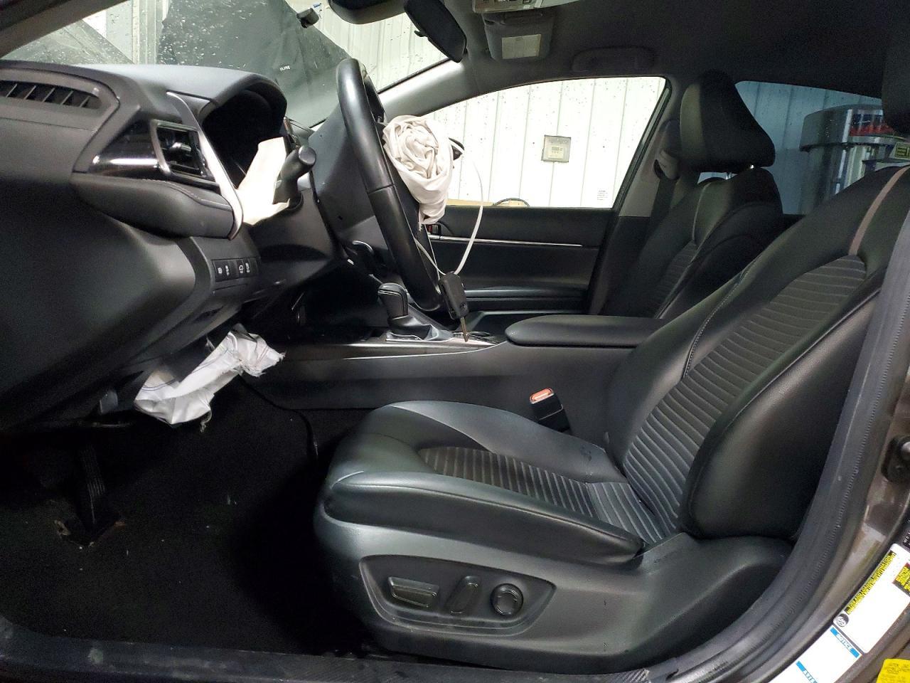 2023 Toyota Camry Se Night Shade - Image 7