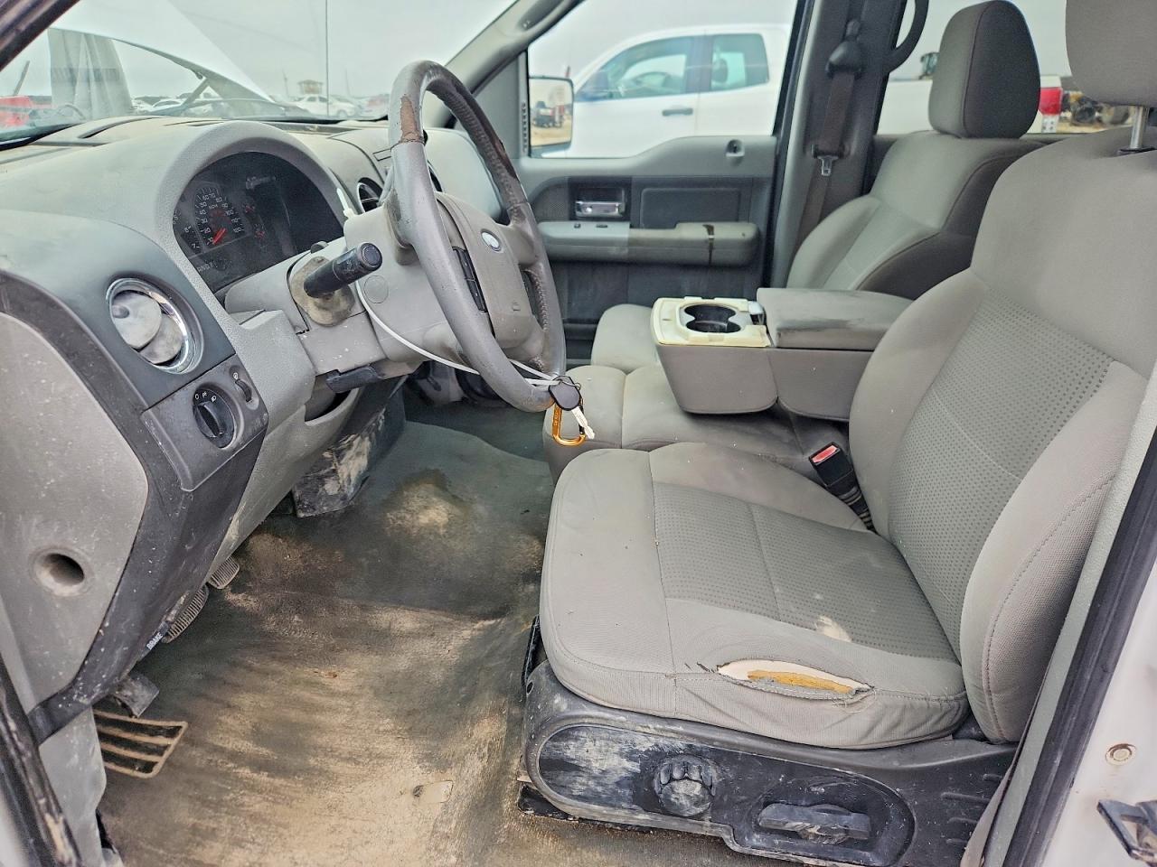 2007 Ford F150 - Image 7