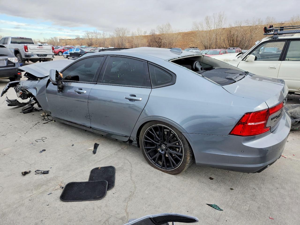 2017 Volvo S90 - Фото 2