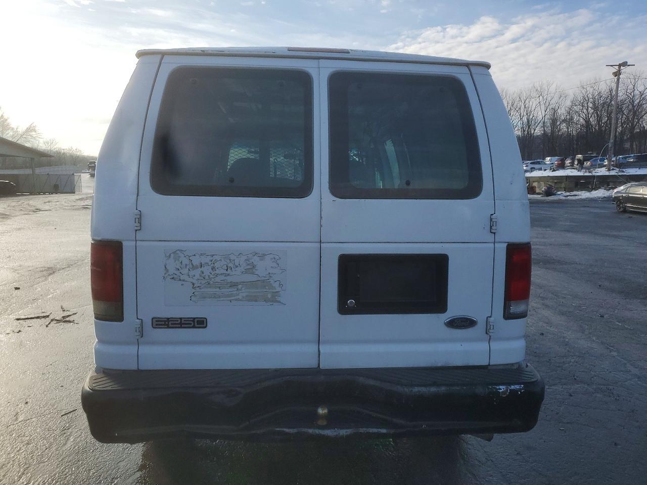 2000 Ford E250 Delivery Van - Фото 6