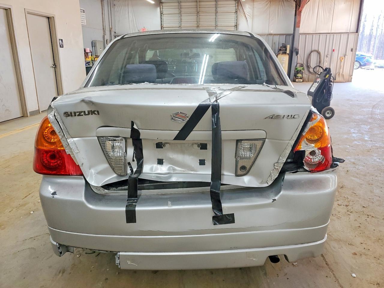 2002 Suzuki Aerio S - Фото 6
