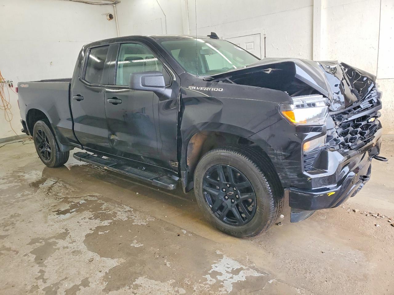 2024 Chevrolet Silverado K1500 Custom - Фото 4