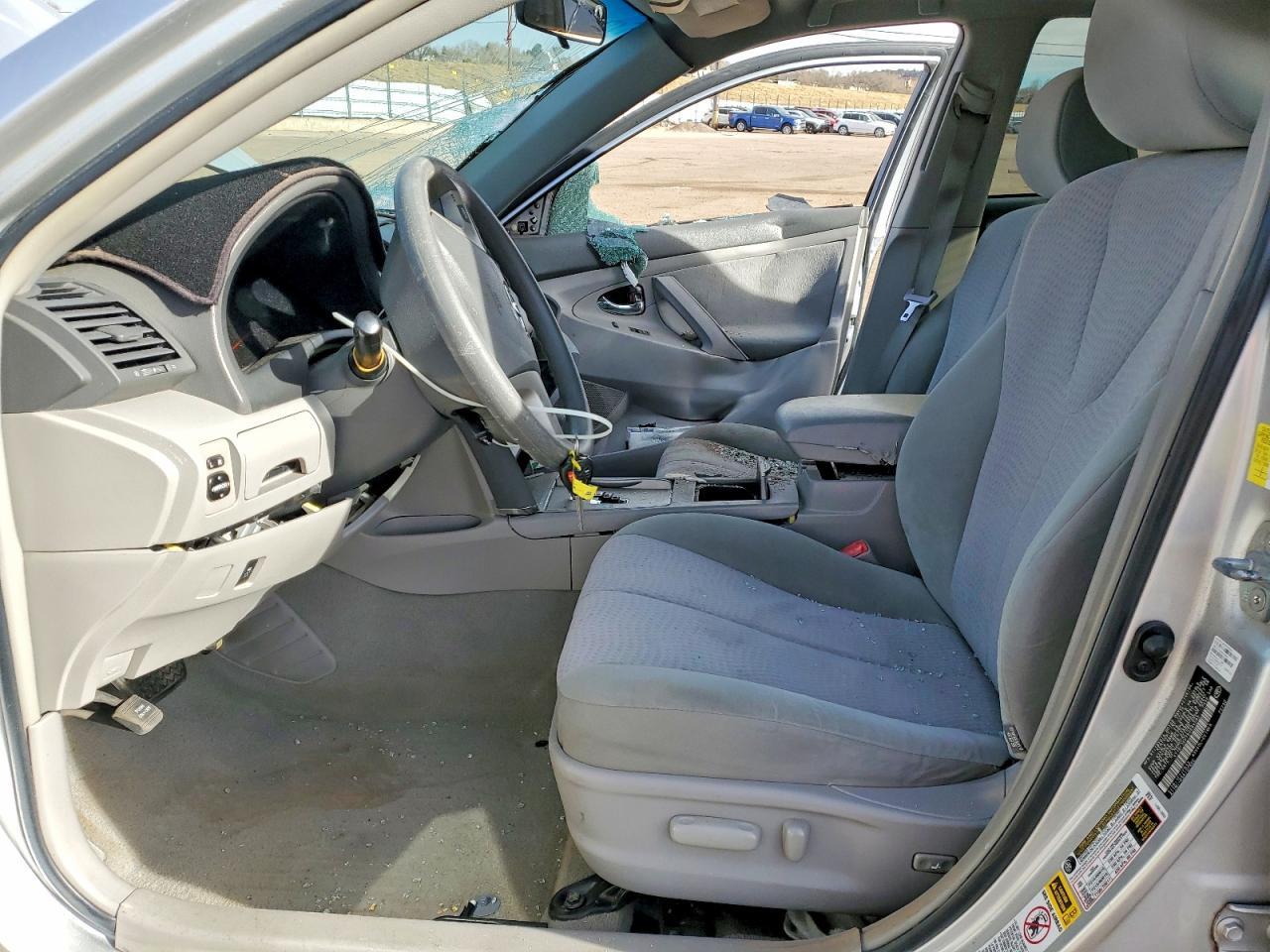 2011 Toyota Camry Base - Image 7