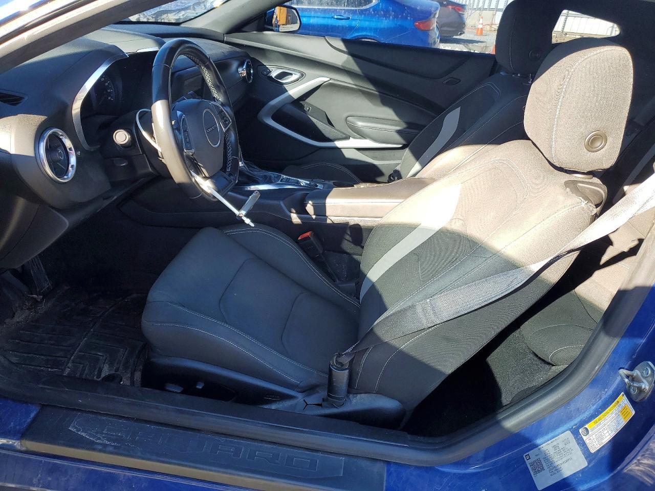 2019 Chevrolet Camaro Ls - Фото 7