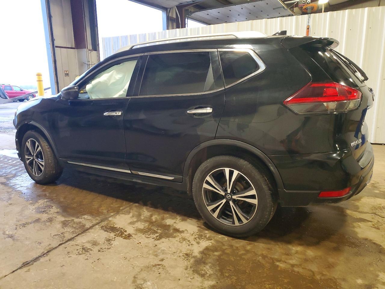 2018 Nissan Rogue S - Image 2
