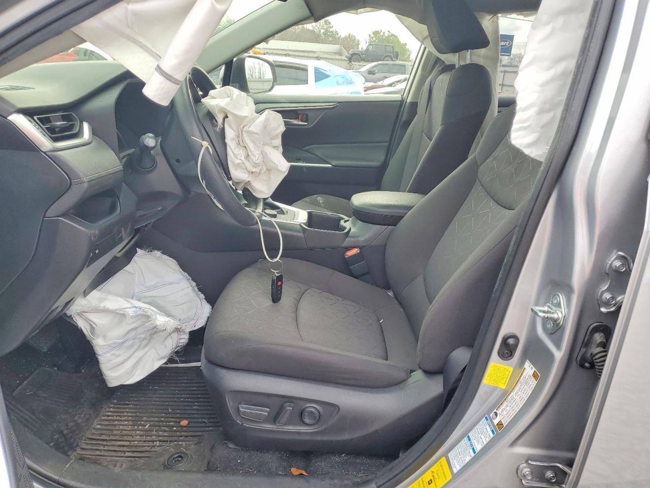 2022 Toyota Rav4 Xle - Image 7