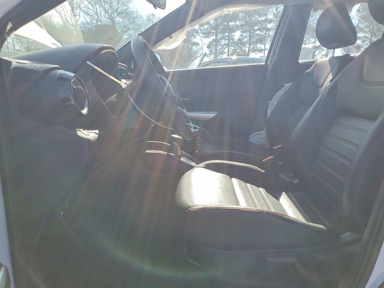 2019 Nissan Kicks S - Image 7