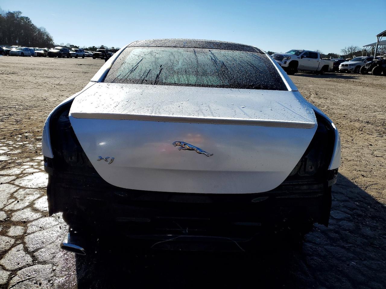 2012 Jaguar Xj - Image 6