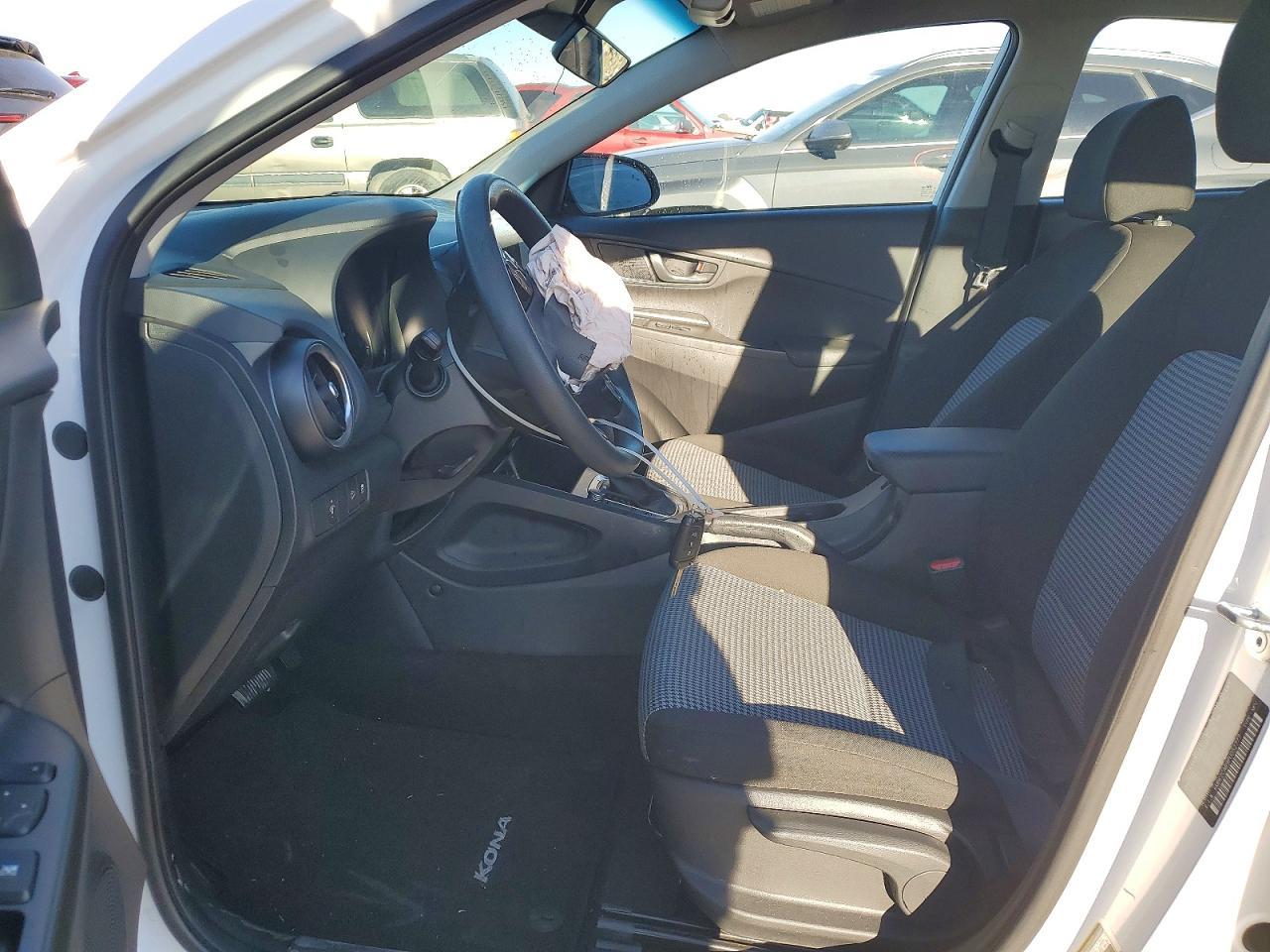 2023 Hyundai Kona Se - Image 7