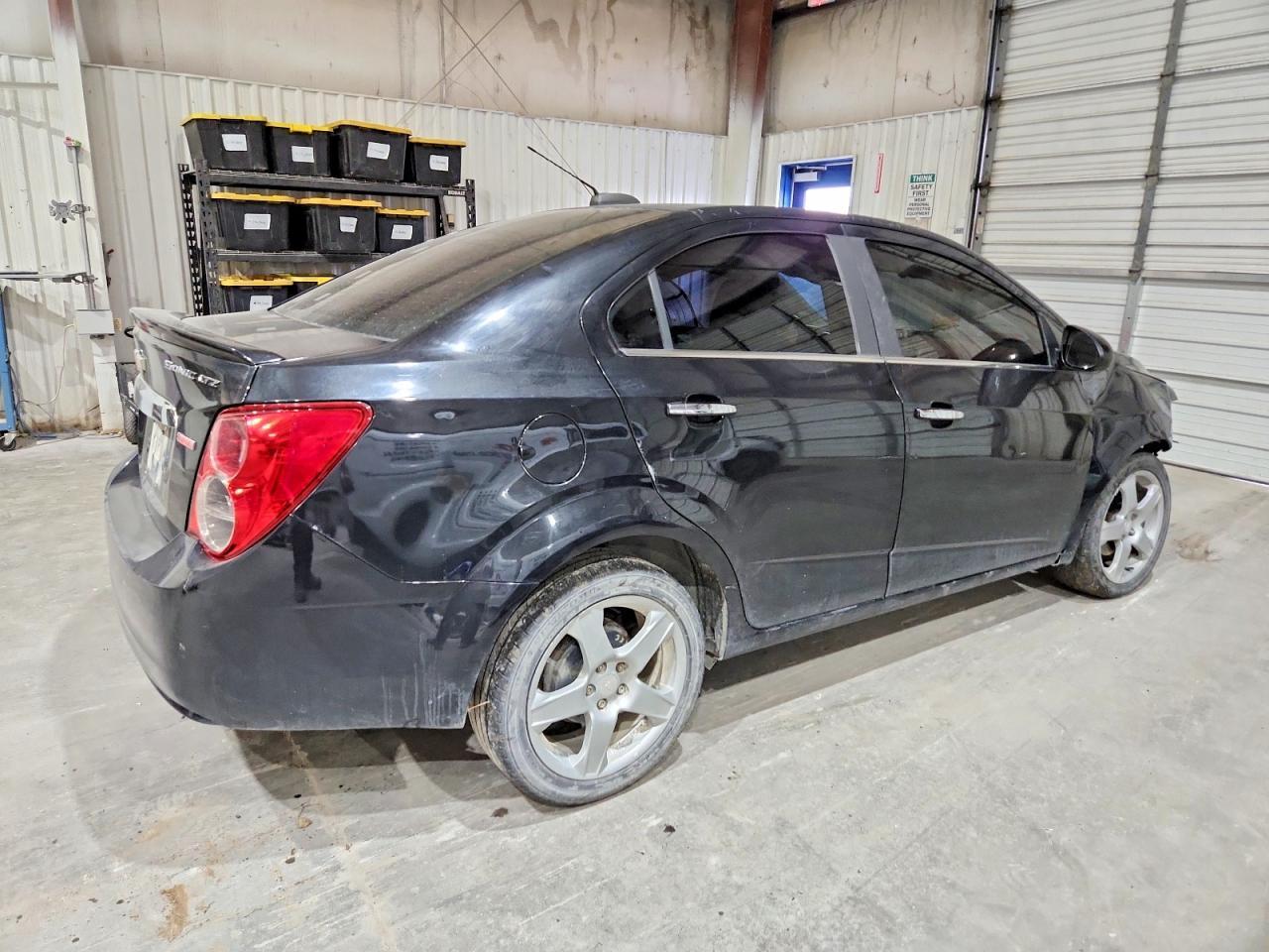2015 Chevrolet Sonic Ltz - Image 3