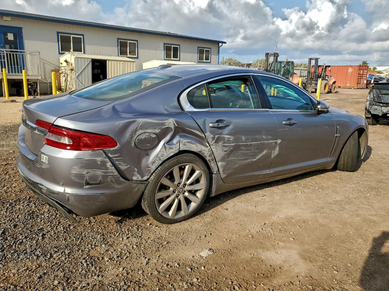 2011 Jaguar Xf Premium - Фото 3
