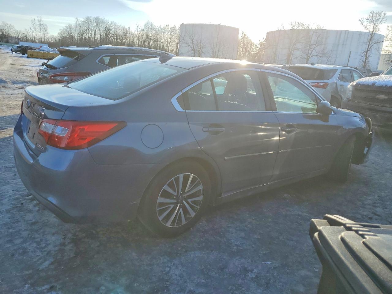 2018 Subaru Legacy 2.5I Premium - Image 3