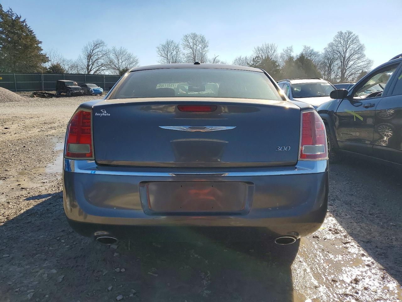 2013 Chrysler 300 - Фото 6