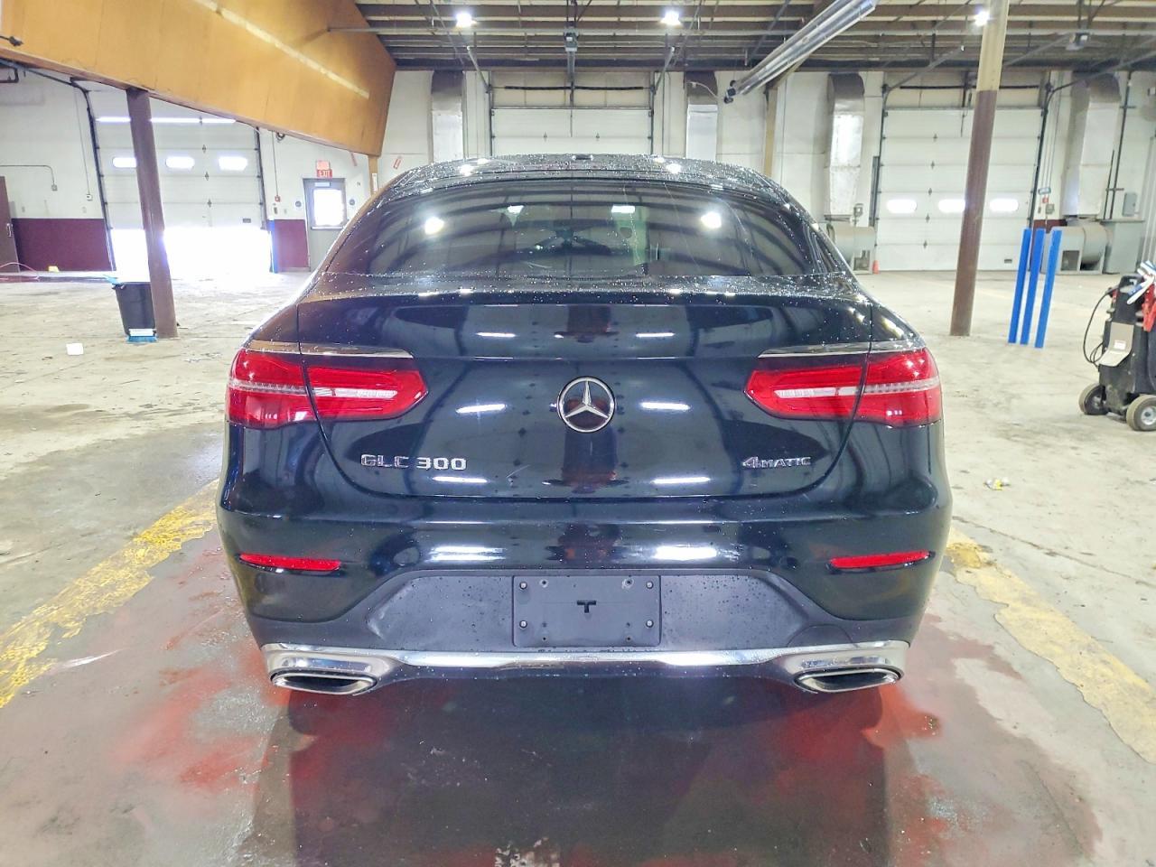 2017 Mercedes-Benz Glc Coupe 300 4Matic - Image 6