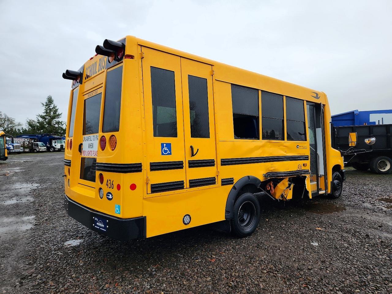 2025 Ford E450 School Bus - Фото 4