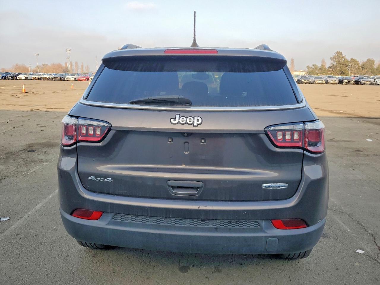 2020 Jeep Compass Latitude - Фото 6