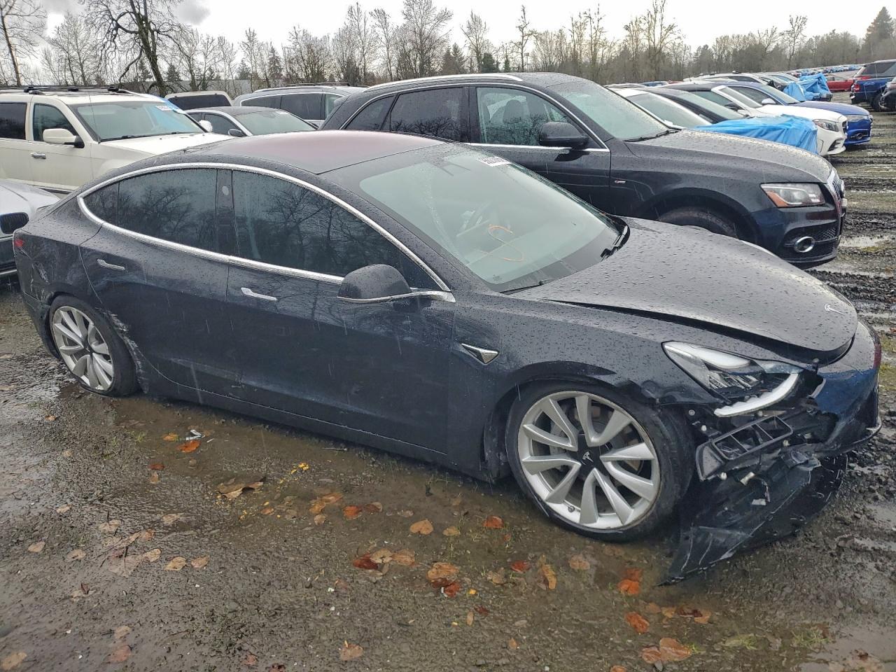2018 Tesla Model 3 - Фото 4