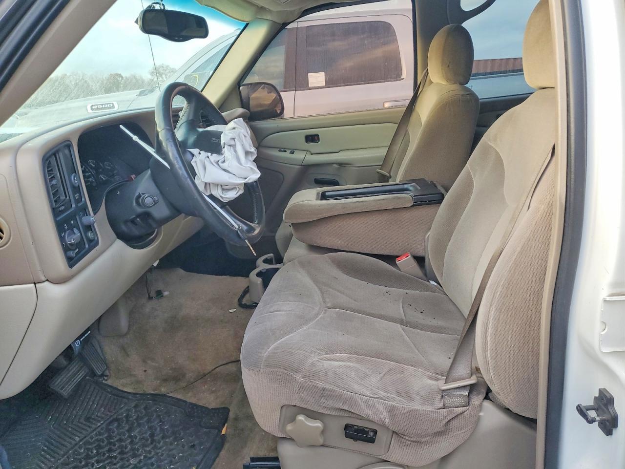 2002 GMC Yukon Xl C1500 - Фото 7