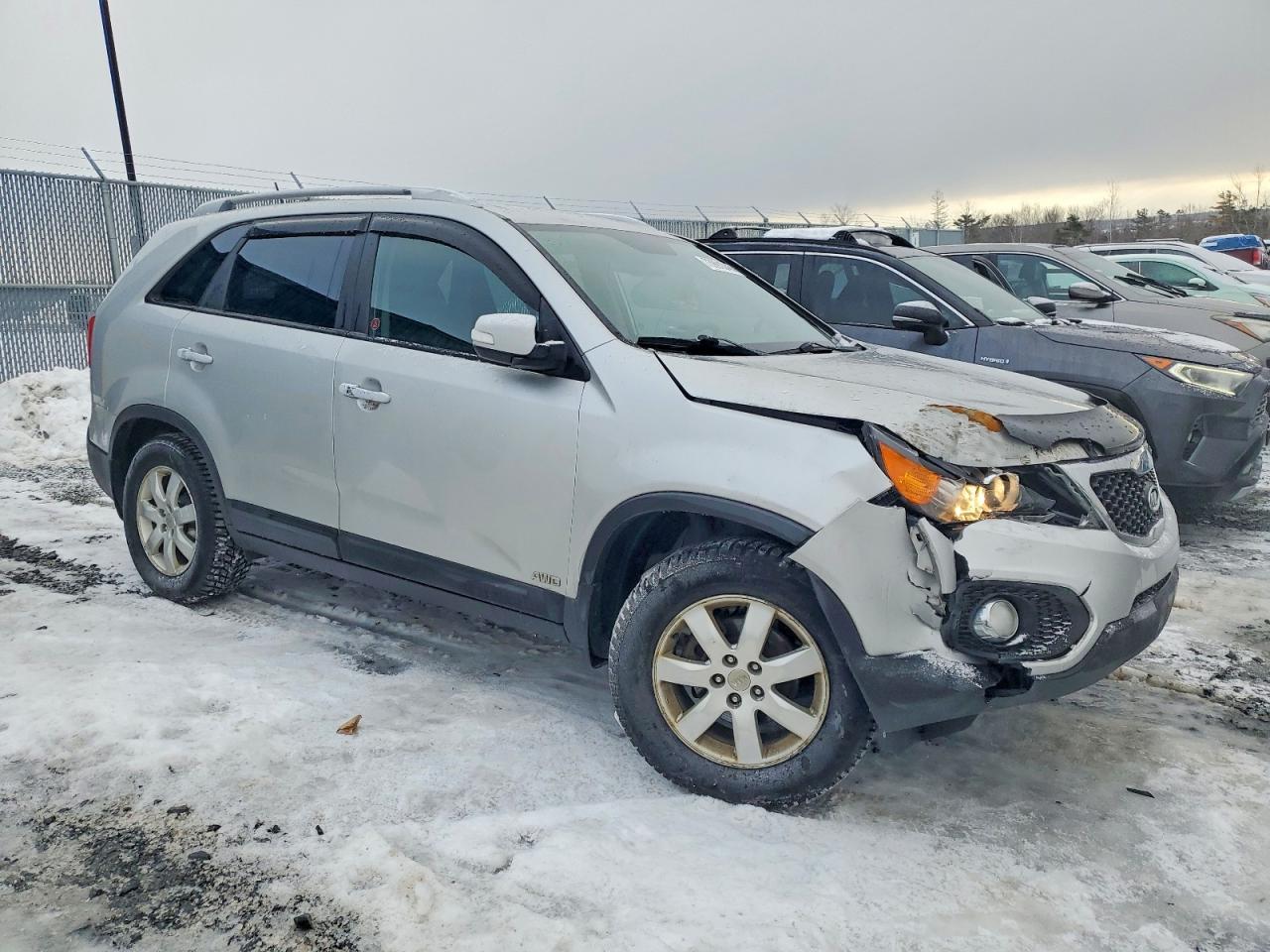 2013 Kia Sorento Lx - Image 4