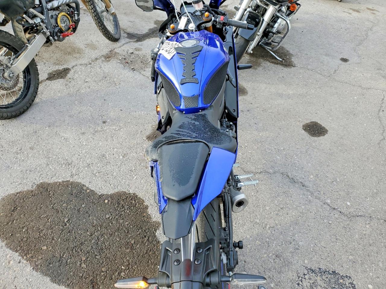 2025 Yamaha Yzfr7 - Image 6