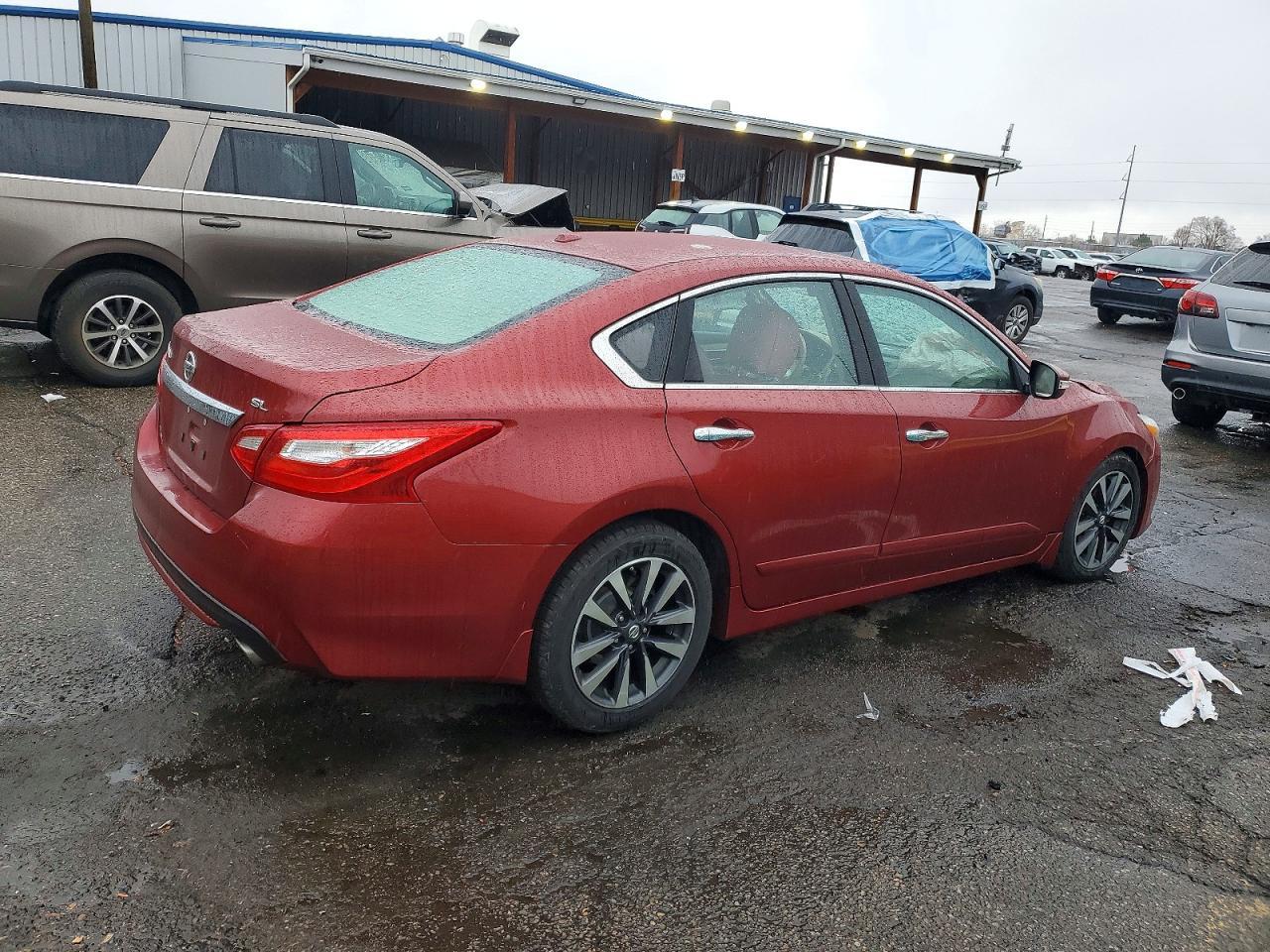 2016 Nissan Altima 2.5 - Фото 3
