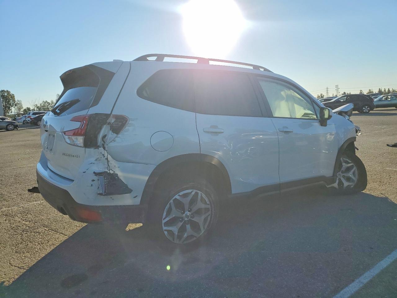 2023 Subaru Forester Premium - Фото 3