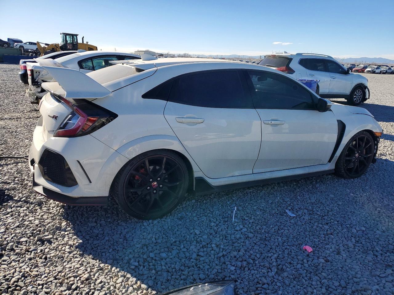 2019 Honda Civic Type-R Touring - Image 3