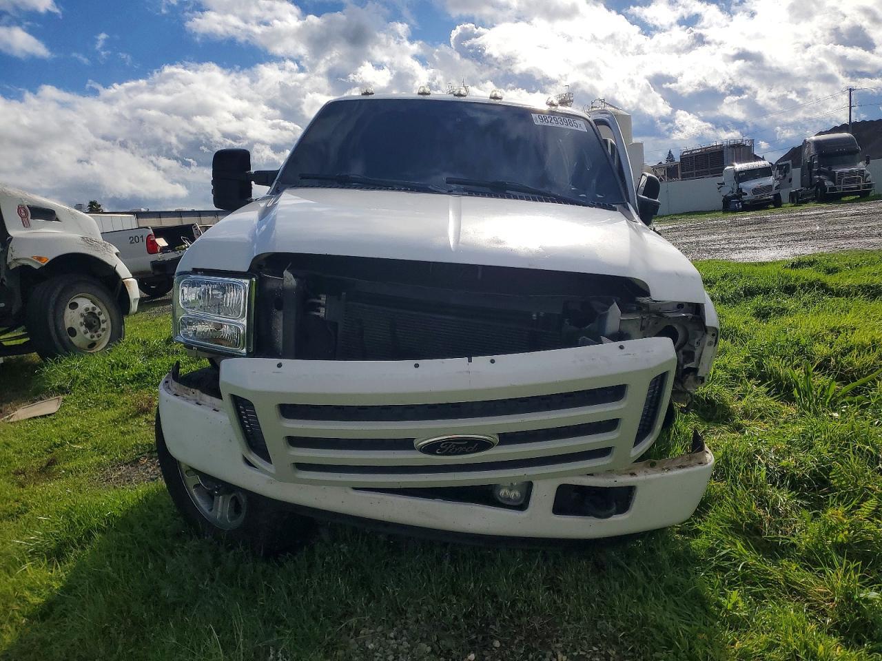 2006 Ford F350 Srw Super Duty - Image 5