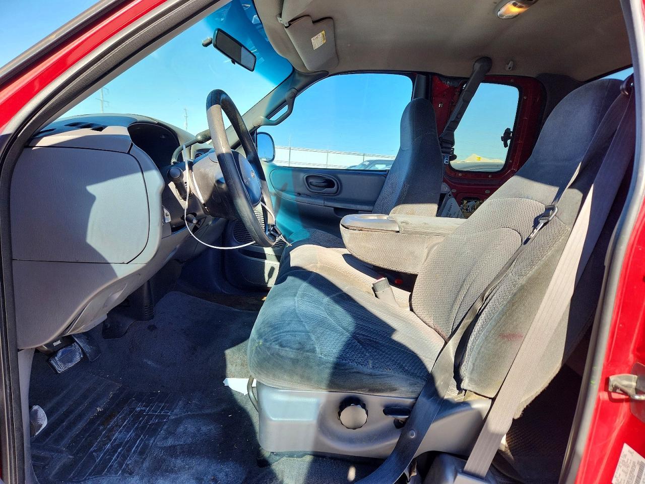 1999 Ford F150 - Image 7