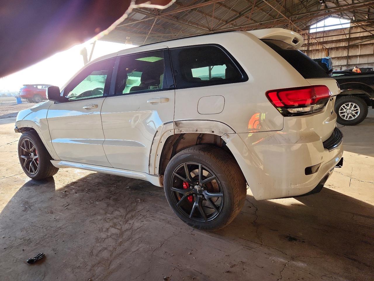 2016 Jeep Grand Cherokee Srt-8 - Image 2