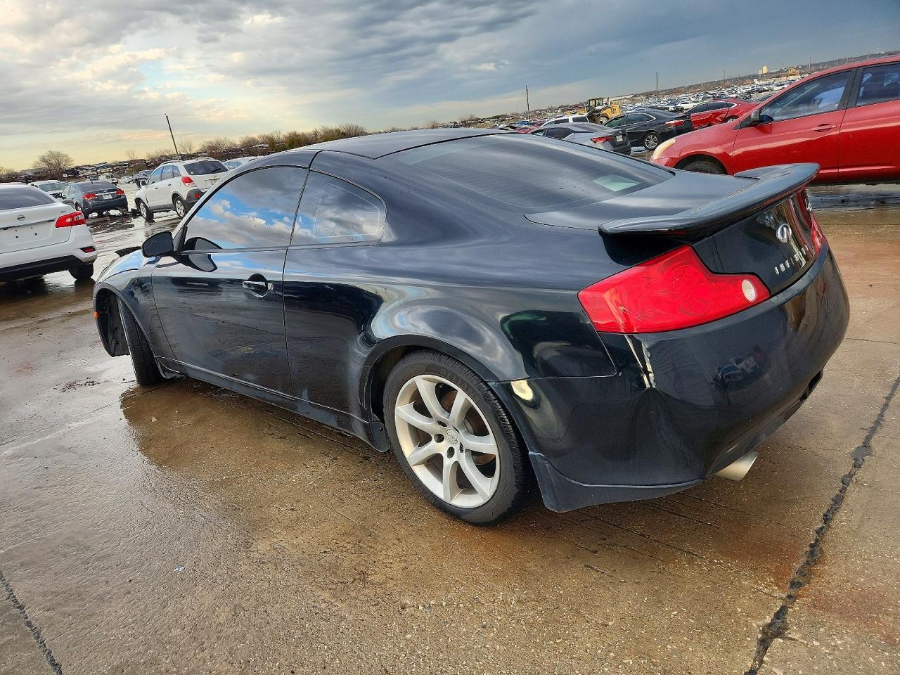 2003 Infiniti G35 Base - Image 2