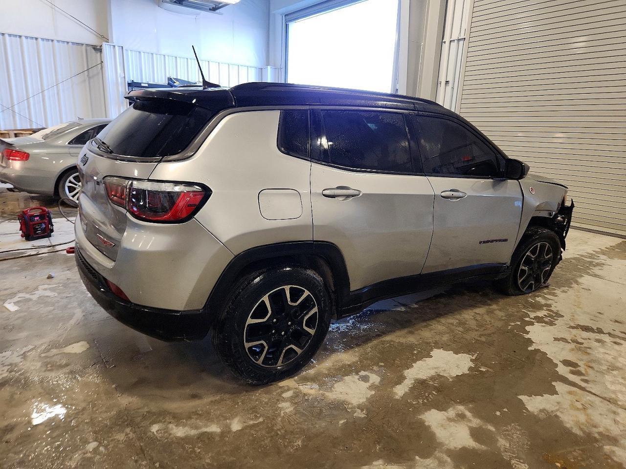 2019 Jeep Compass Trailhawk - Фото 3